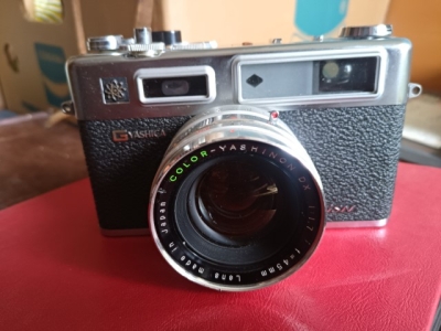 yashica gold- kultovní kamera