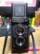 yashica gold- 6x7